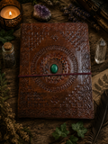Grimoire vierge fait main en cuir & malachite